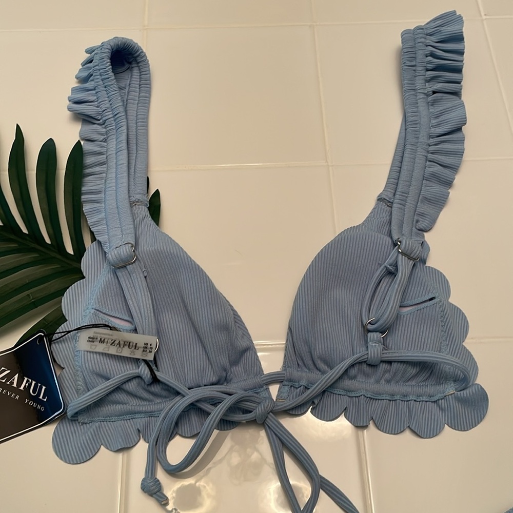 Zaful Sexy Light Blue Ruffle Ribbed 2-Piece Bikinis Bathing Suit, Size 6 - Picture 4 of 9